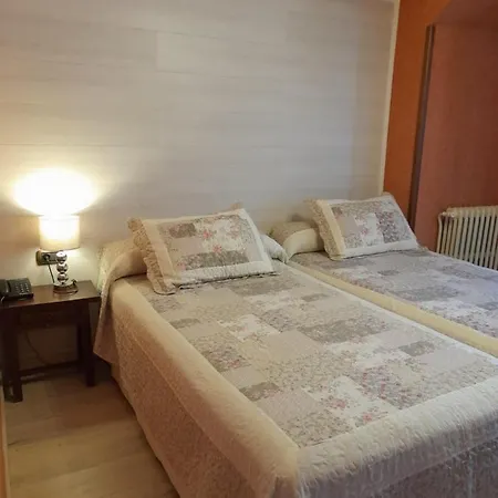 Giral 2* Biescas (Aragon)